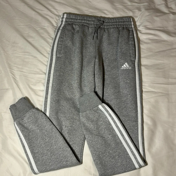 Adidas women’s Joggers Essentials 3-stripes French Terry Cuffed Pants, Gray XS - Picture 2 of 12